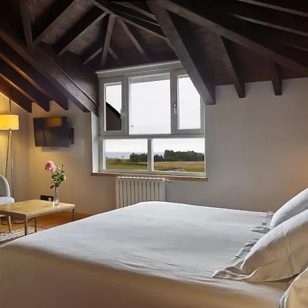 Torre De Villademoros لواركا