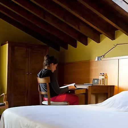 Torre De Villademoros * لواركا