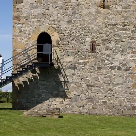 منزل ريفي Torre De Villademoros