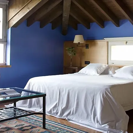 Torre De Villademoros Country house Luarca