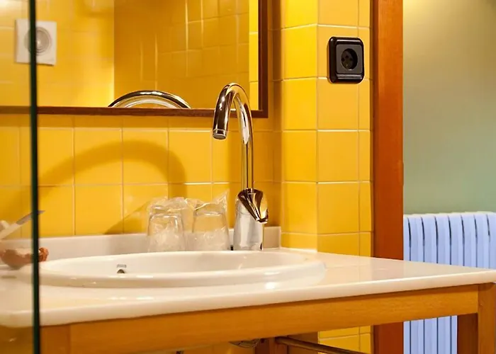 Torre De Villademoros