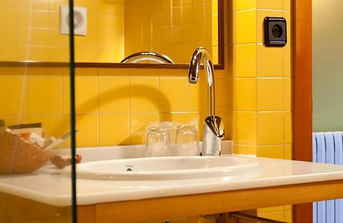 Casa rural Torre De Villademoros Luarca