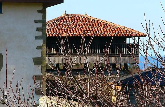 Torre De Villademoros * Luarca